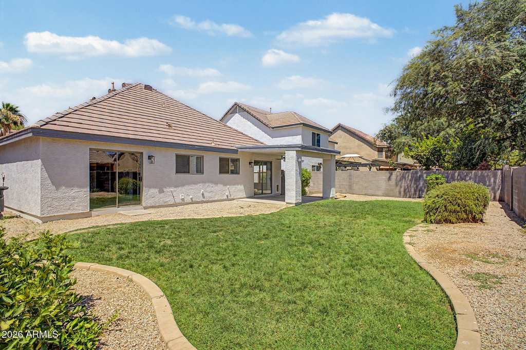 2423 E Winged Foot Drive - Photo 32