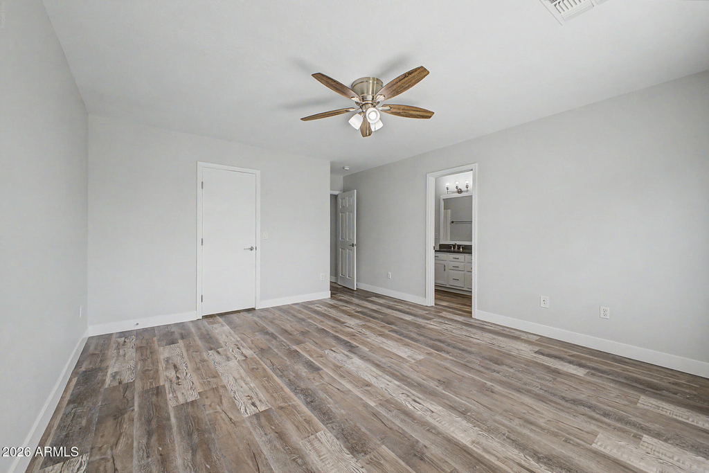 2423 E Winged Foot Drive - Photo 18