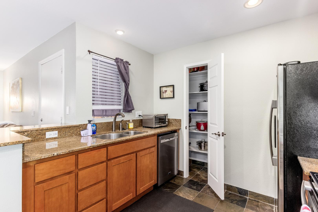 4704 E Paradise Village Parkway N - Photo 8