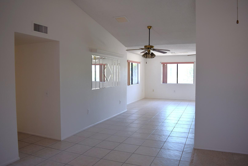 12411 W Foxfire Drive - Photo 7