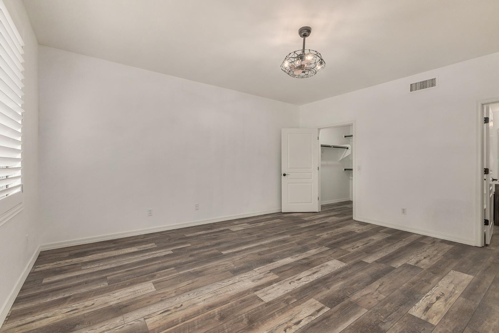 15221 N Clubgate Drive - Photo 35