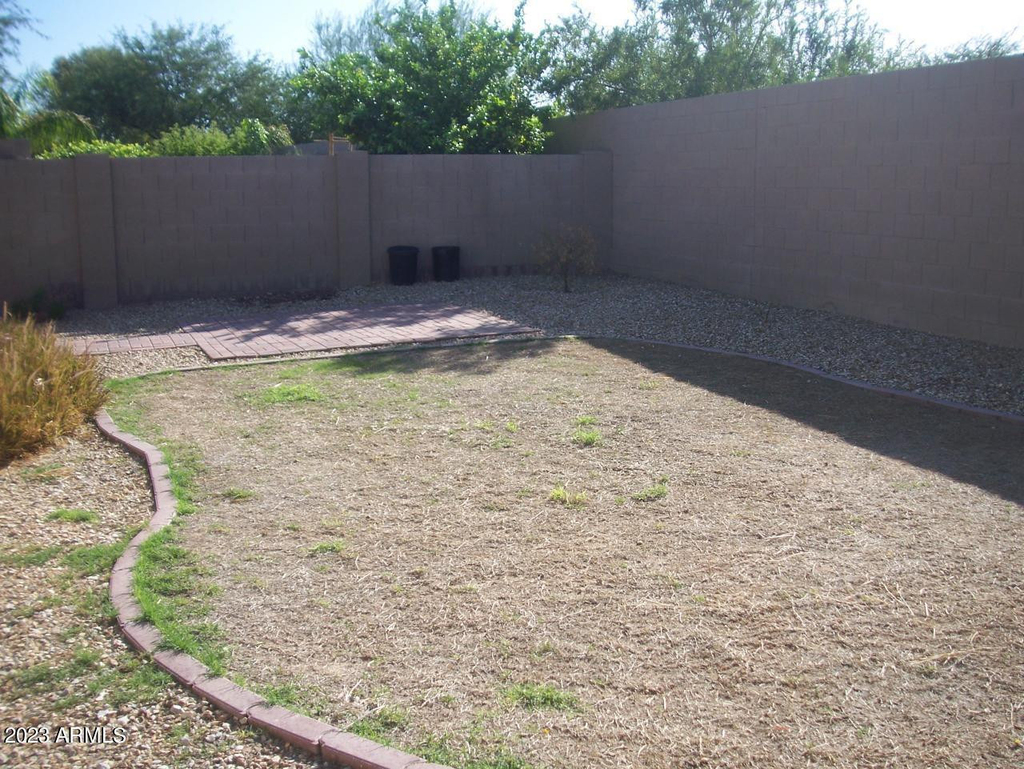 10945 W Loma Lane - Photo 14
