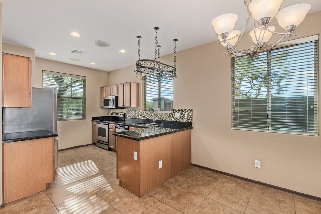 2624 W Beautiful Lane - Photo 8
