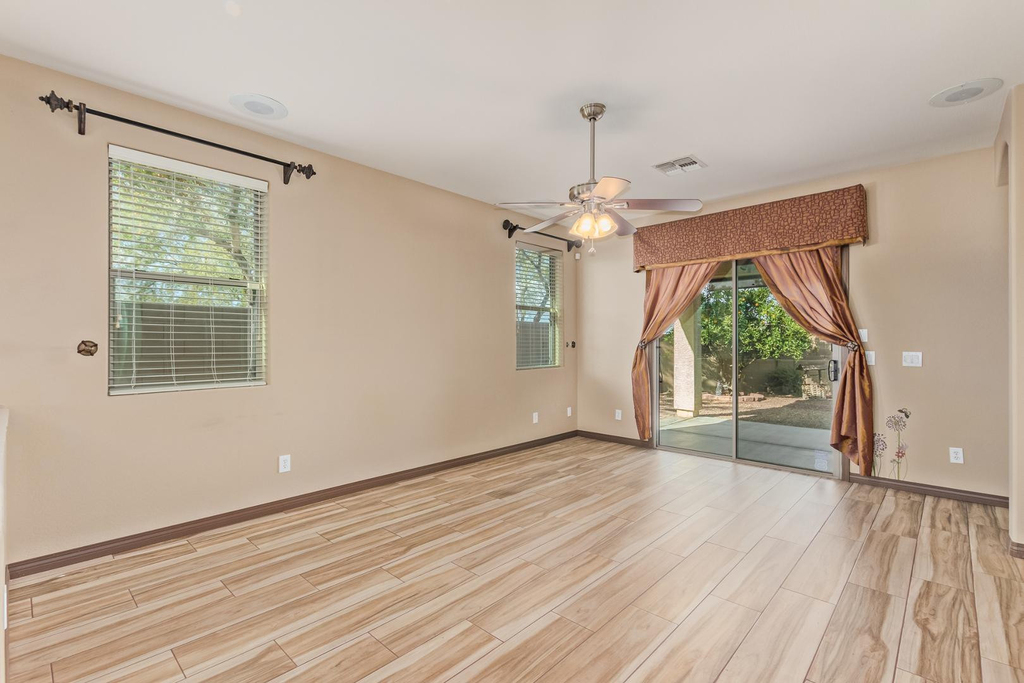 2624 W Beautiful Lane - Photo 10