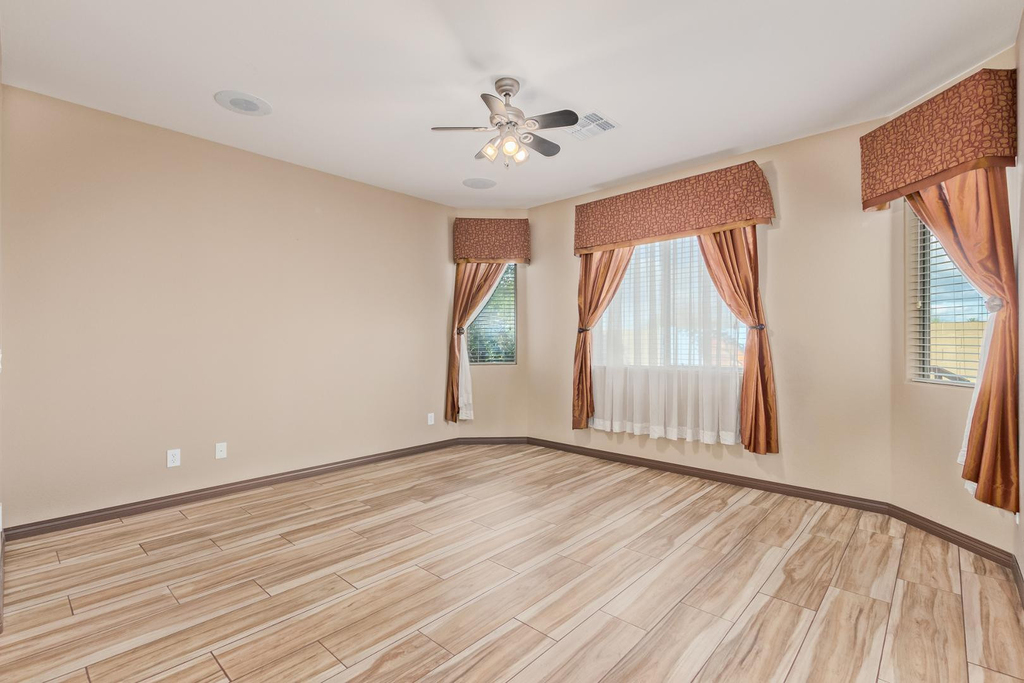 2624 W Beautiful Lane - Photo 20