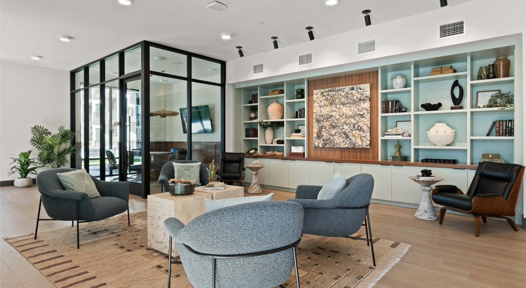 500 E Rivulon Boulevard - Photo 4