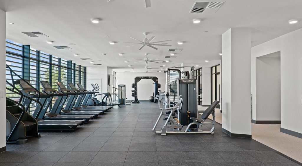 500 E Rivulon Boulevard - Photo 22