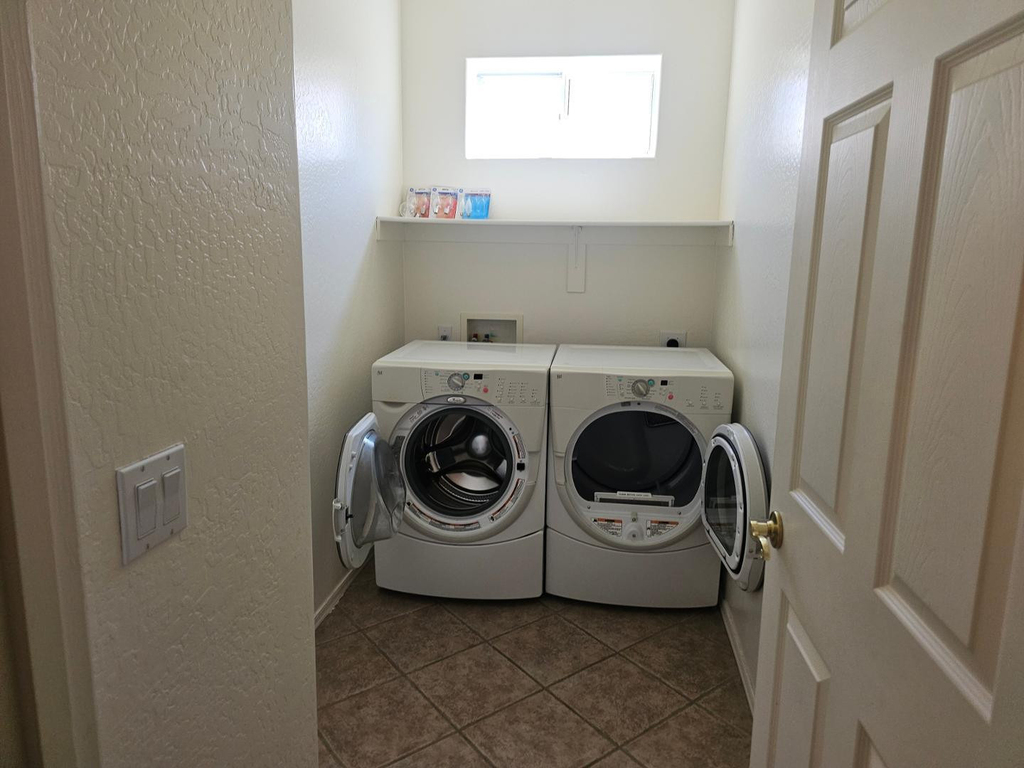 18515 W Caribbean Lane - Photo 24