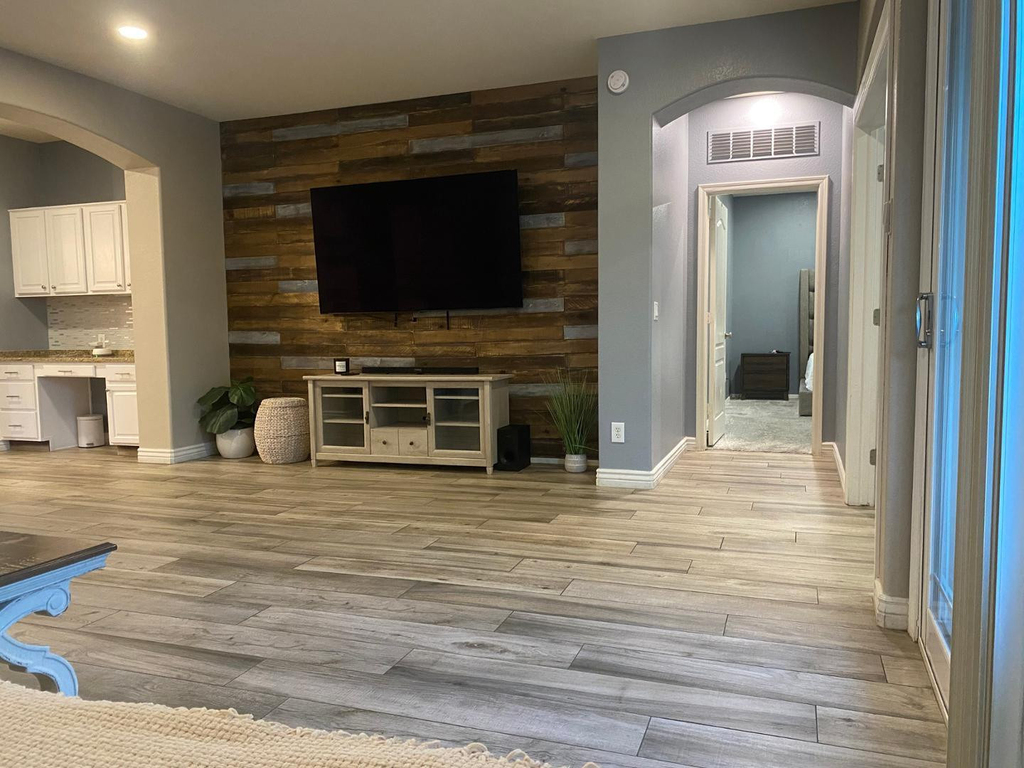9237 W Irma Lane - Photo 5