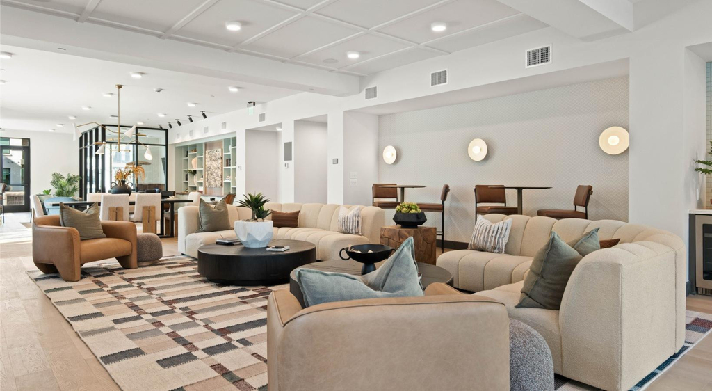 500 E Rivulon Boulevard - Photo 13