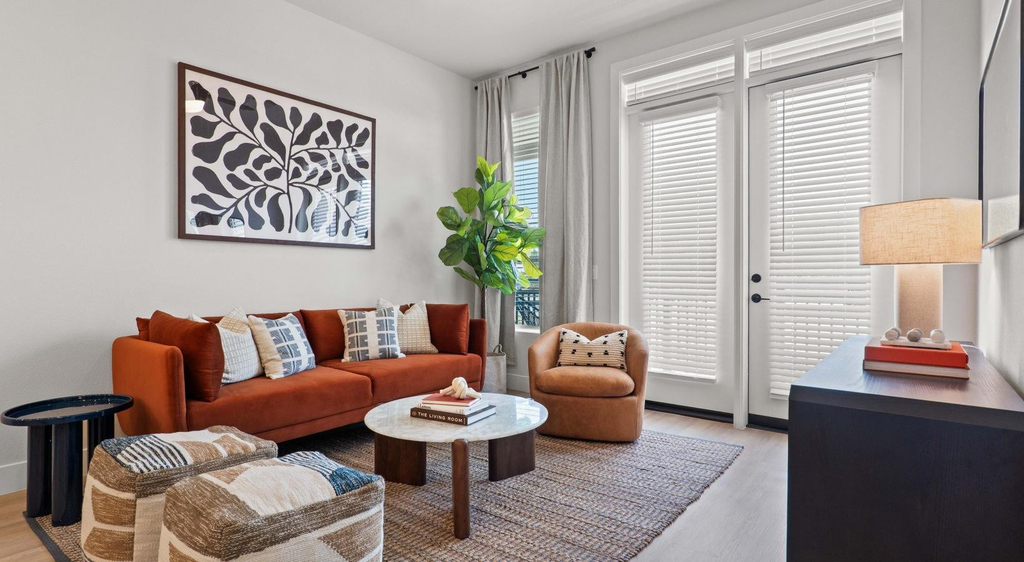 500 E Rivulon Boulevard - Photo 4