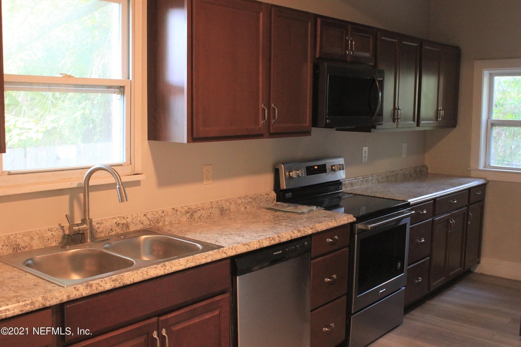 6379 Delacy Road - Photo 2