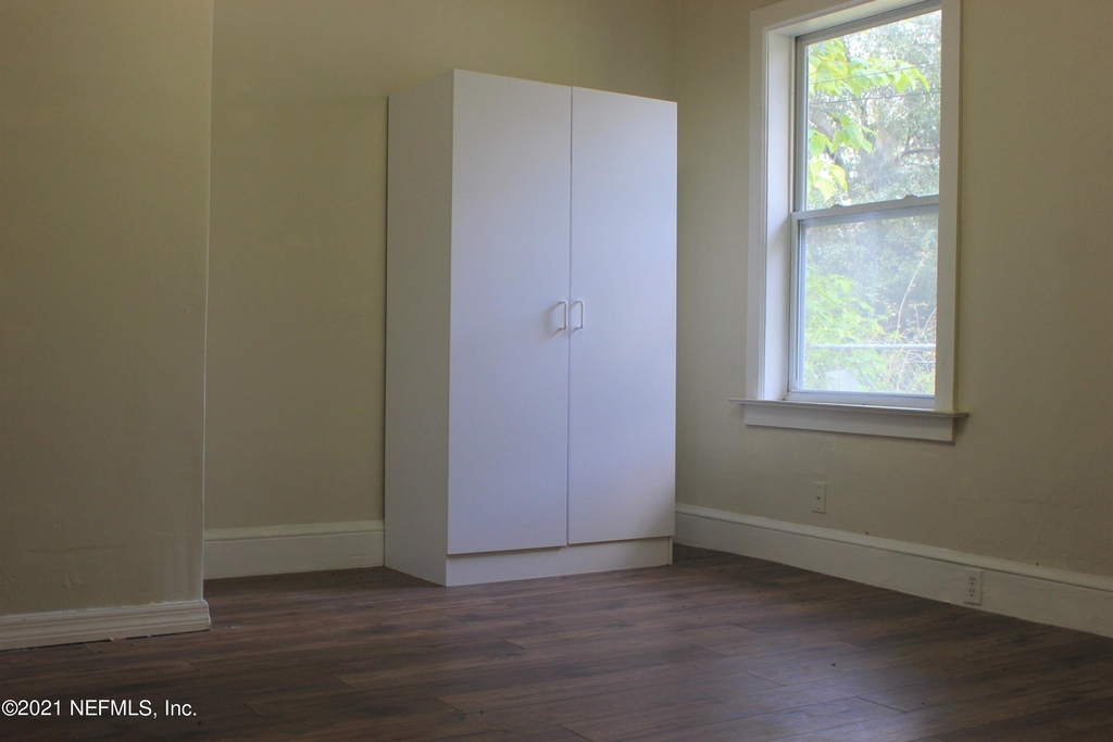 6379 Delacy Road - Photo 4