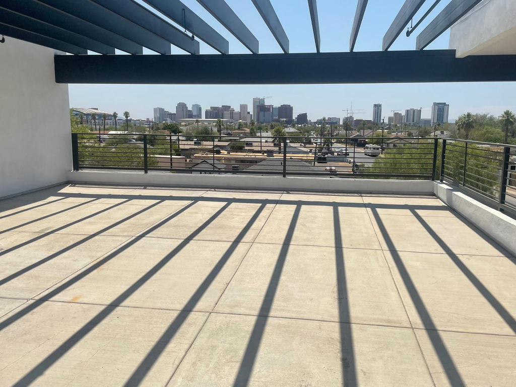 1457 E Taylor Street - Photo 4