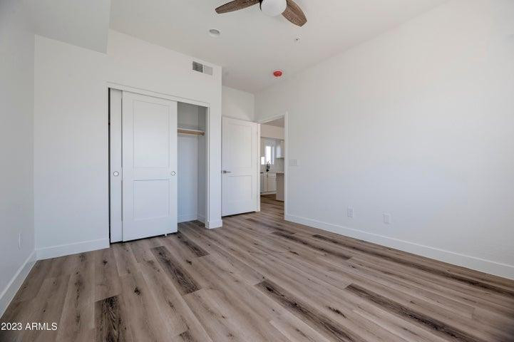 1457 E Taylor Street - Photo 2