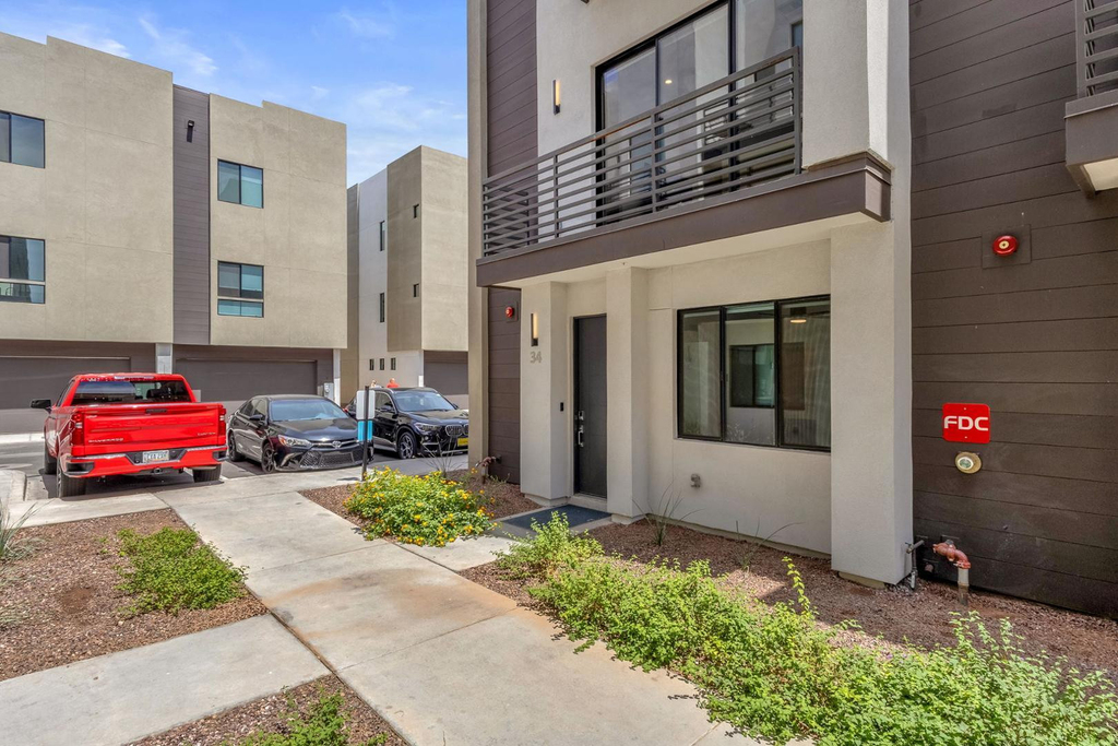 4220 N 32nd Street - Photo 5