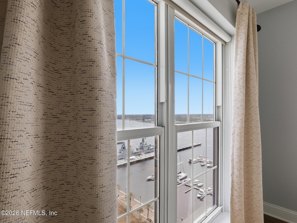 400 E Bay Street - Photo 19