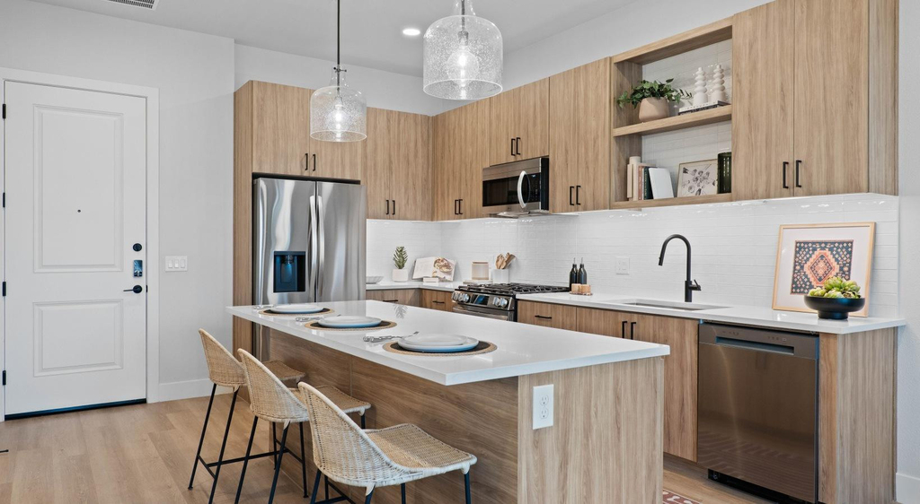 500 E Rivulon Boulevard - Photo 1