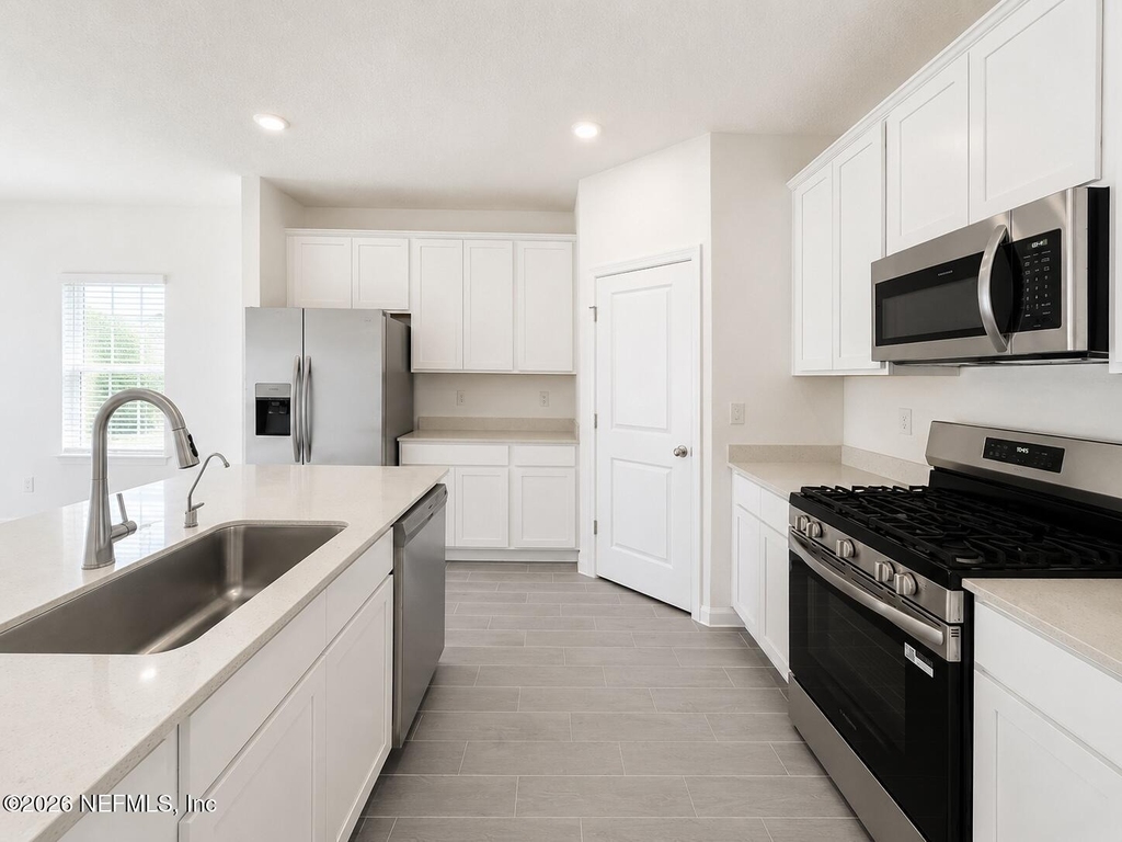 112 Wrensong Place - Photo 4