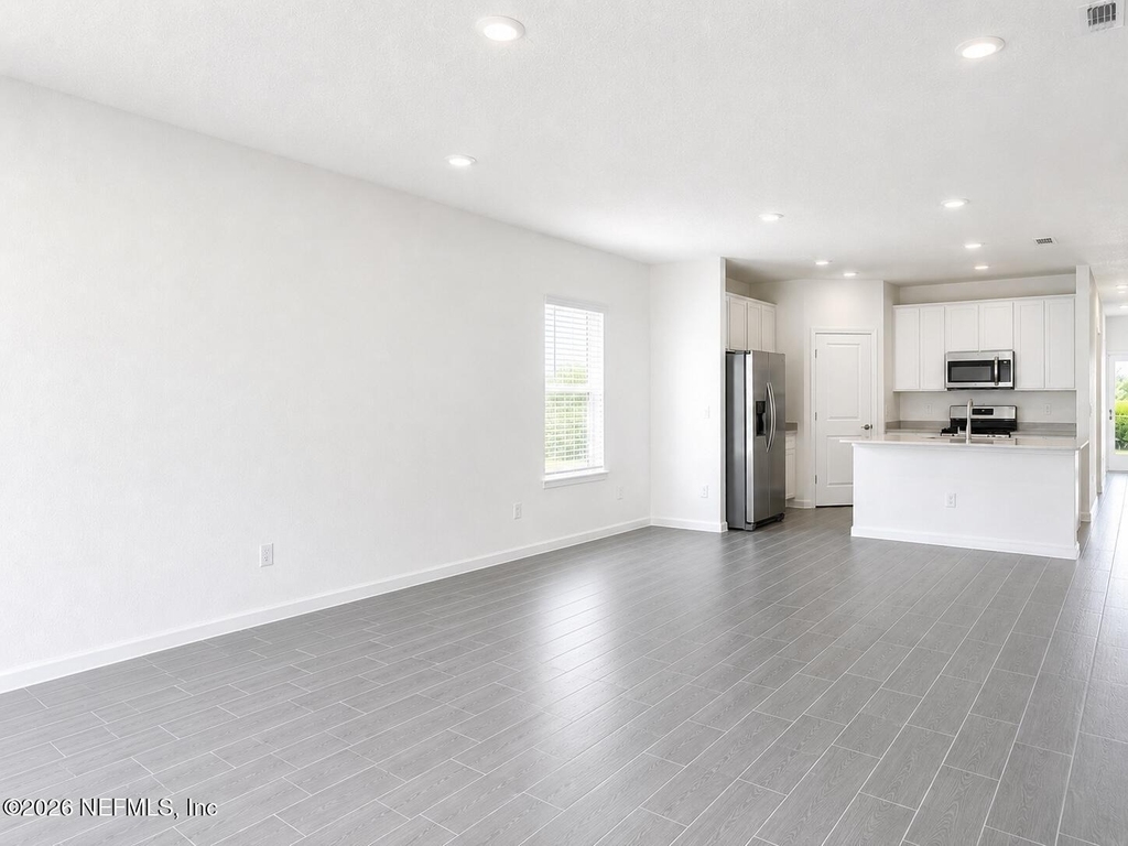 112 Wrensong Place - Photo 9