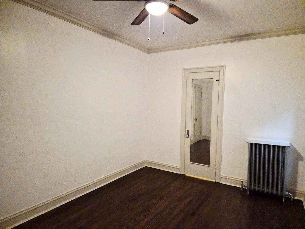 7826 S Bennett Avenue - Photo 9
