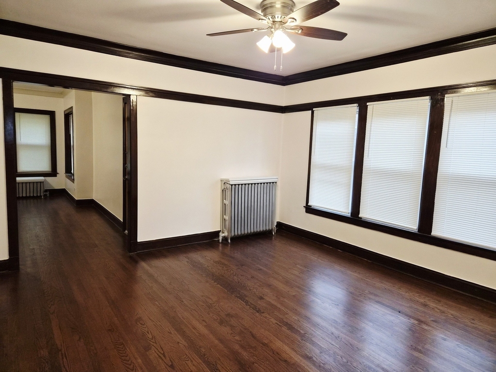 7826 S Bennett Avenue - Photo 7