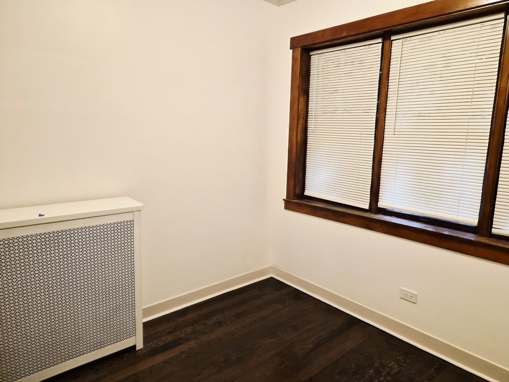 7826 S Bennett Avenue - Photo 15