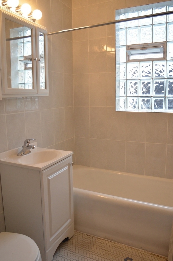 4764 N Virginia Avenue - Photo 5