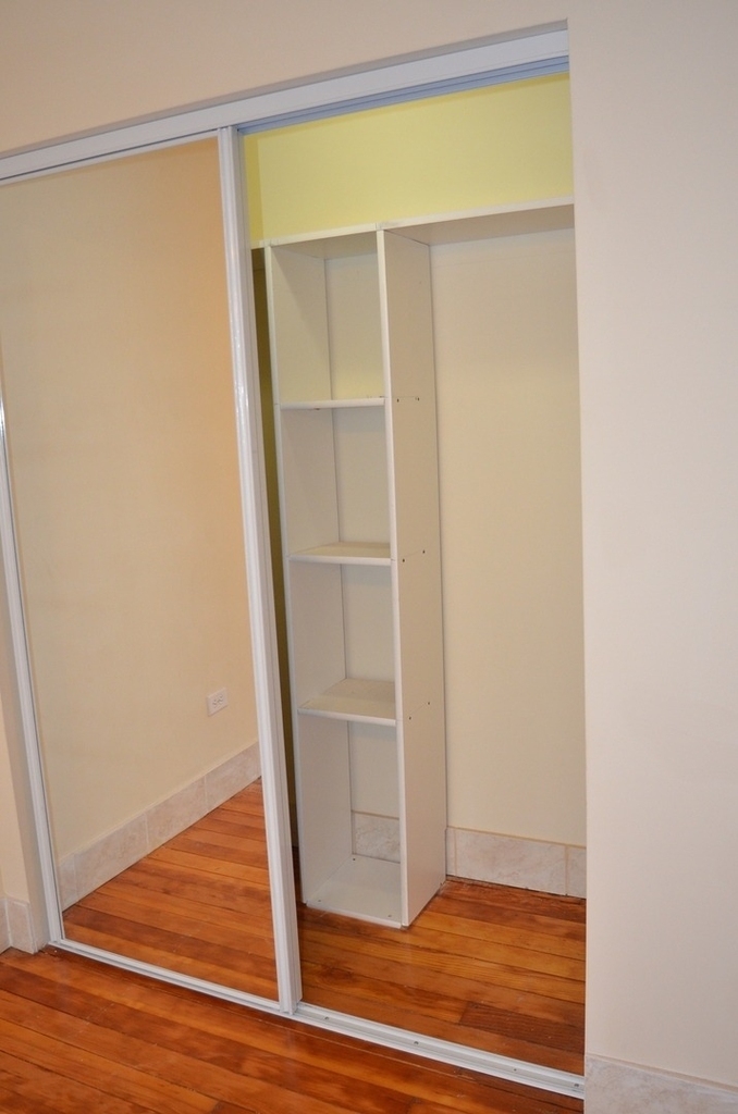 4764 N Virginia Avenue - Photo 4