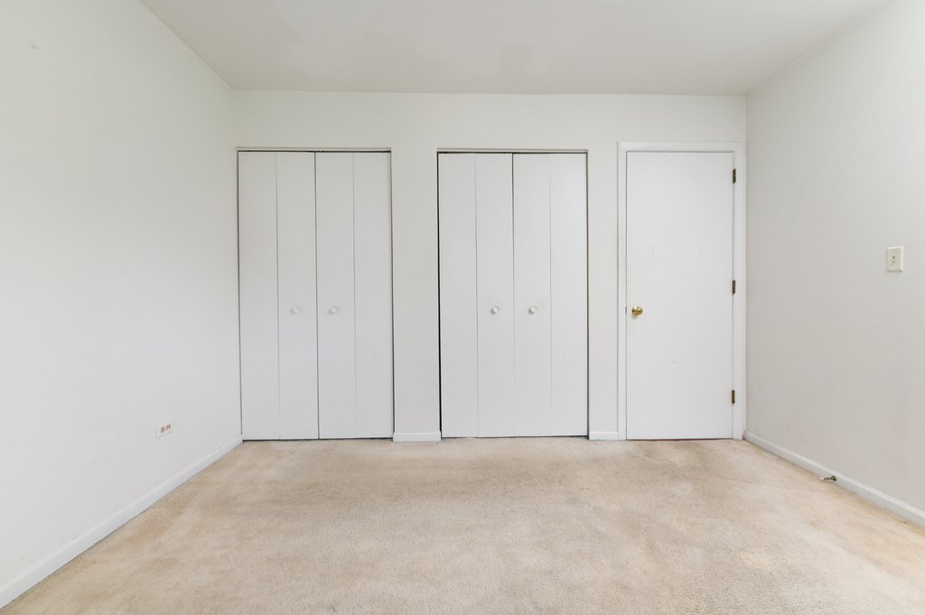 425 Berkshire Drive - Photo 10