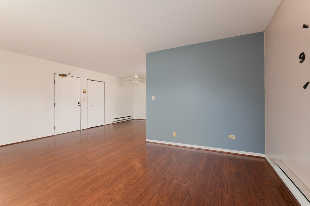 425 Berkshire Drive - Photo 5