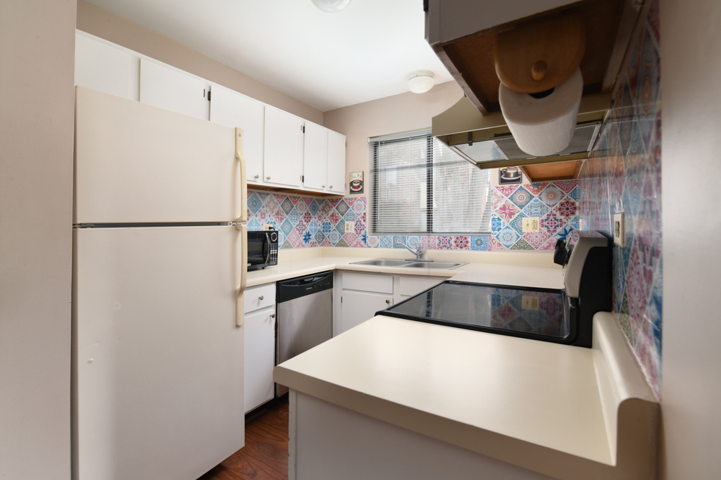 425 Berkshire Drive - Photo 8