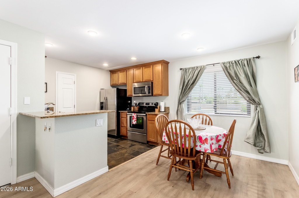 4704 E Paradise Village Parkway N - Photo 2
