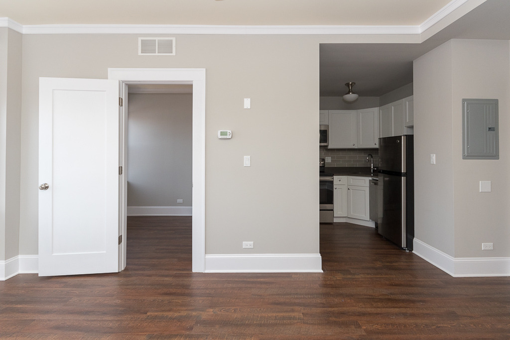 817 W Lakeside Place - Photo 7