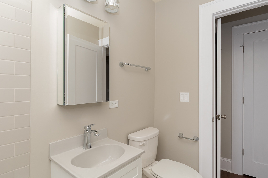 817 W Lakeside Place - Photo 17