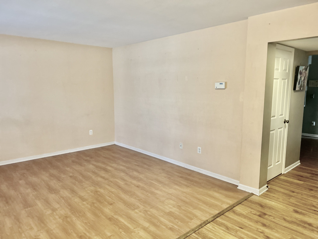 21509 W Georgetown Drive - Photo 2