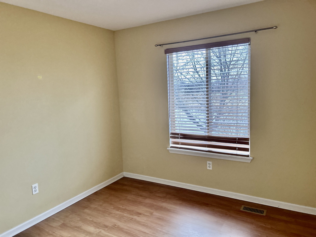 21509 W Georgetown Drive - Photo 3