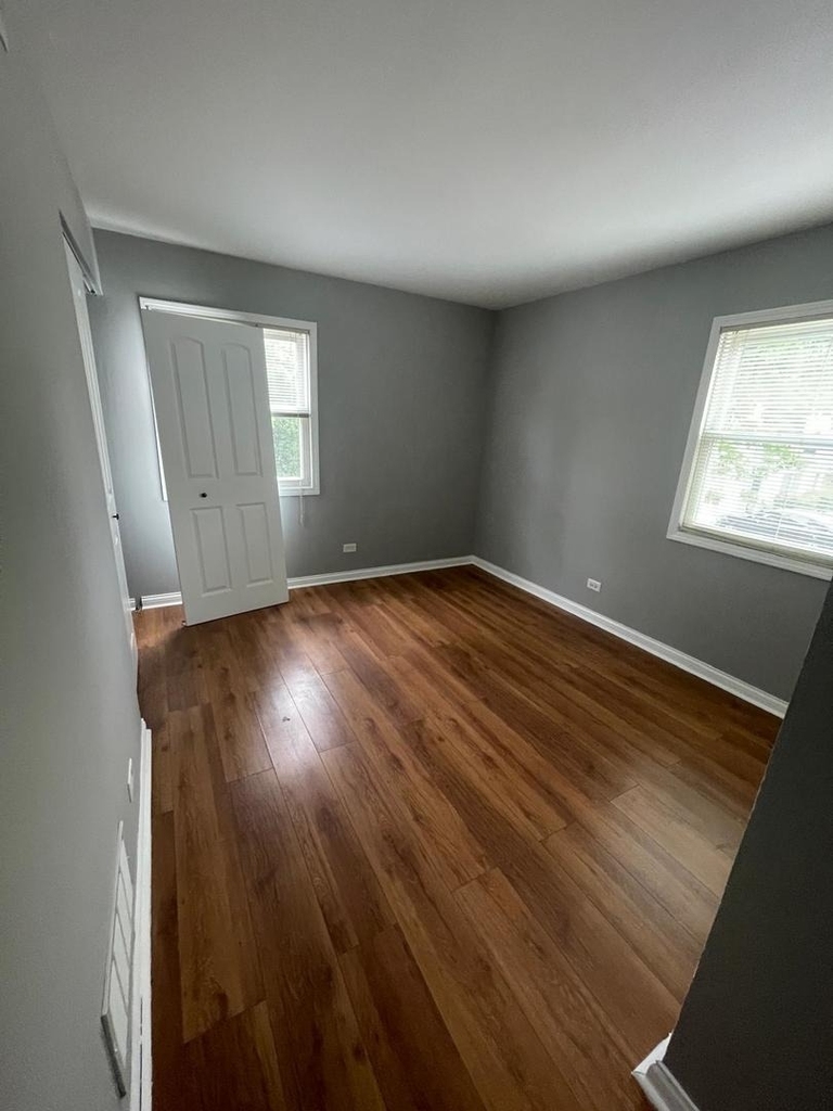 195 Thomas Court - Photo 7