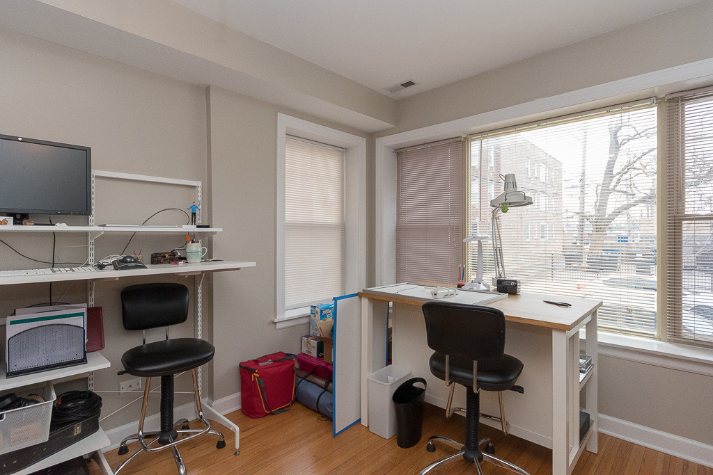 5210 N Sawyer Avenue - Photo 4