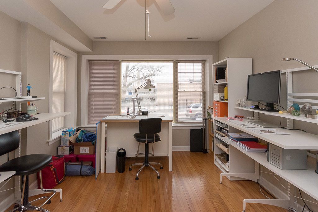 5210 N Sawyer Avenue - Photo 2
