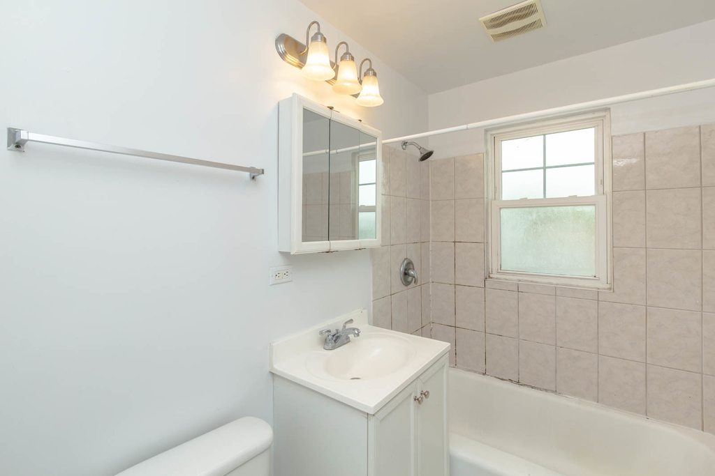4258 W Nelson Street - Photo 5