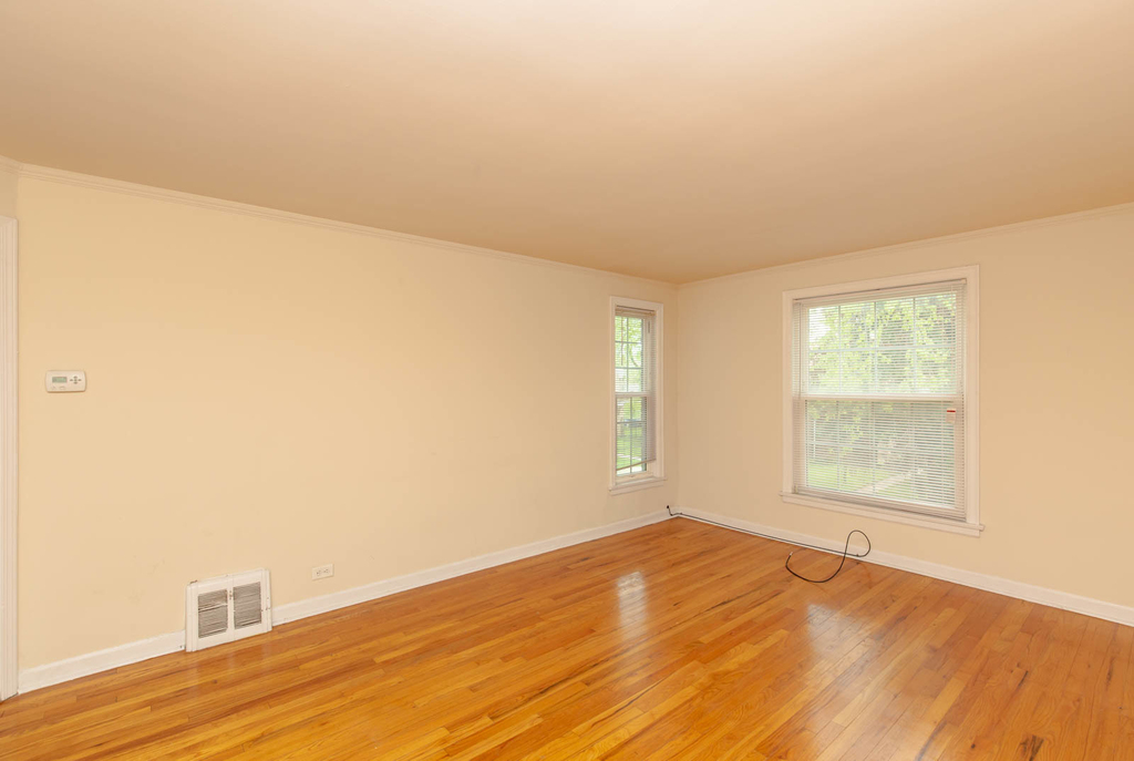 4258 W Nelson Street - Photo 3