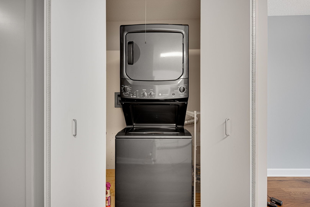 2 E Erie Street - Photo 13