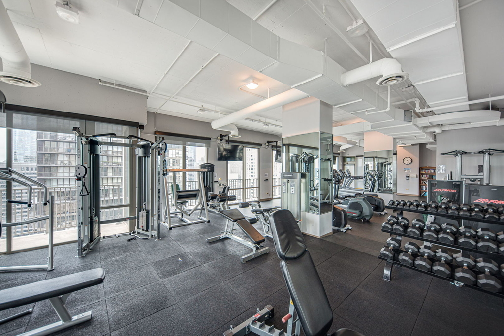 2 E Erie Street - Photo 18