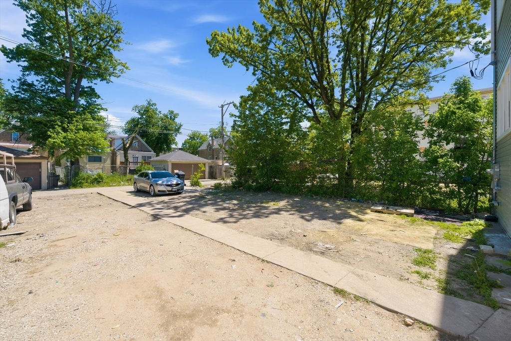 541 N Lawndale Avenue - Photo 9