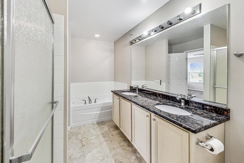 1686 Buckingham Drive - Photo 20