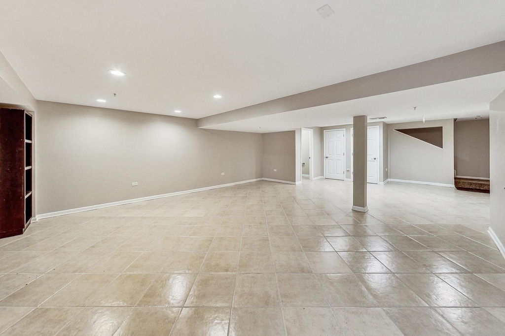 1686 Buckingham Drive - Photo 33