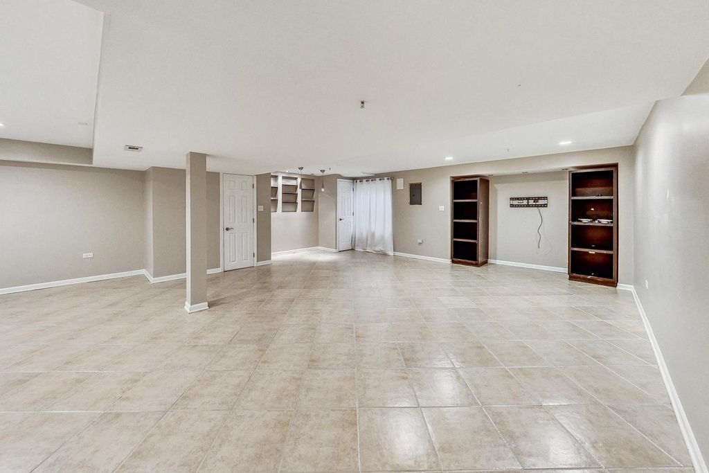 1686 Buckingham Drive - Photo 31