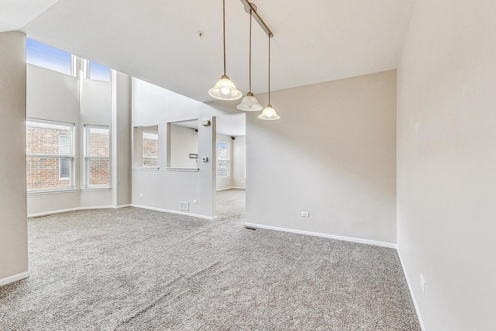 1686 Buckingham Drive - Photo 7