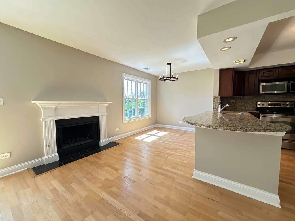 11 Foxcroft Road - Photo 3
